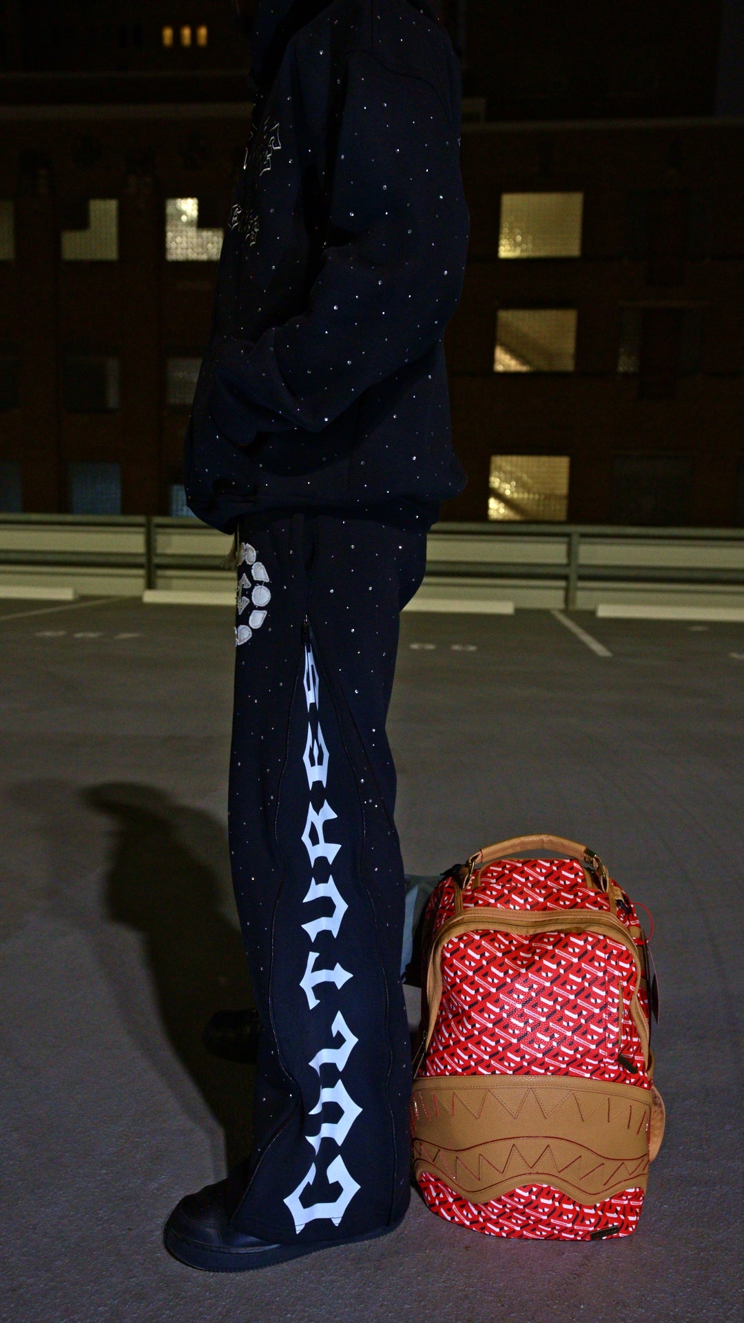 EMBRACE DIFFERENCES SET